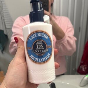 L'OCCITANE Shea Butter Body Lotion